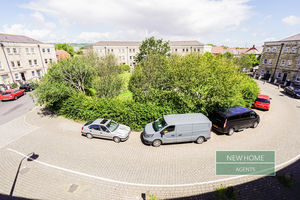 Photo 32- click for photo gallery